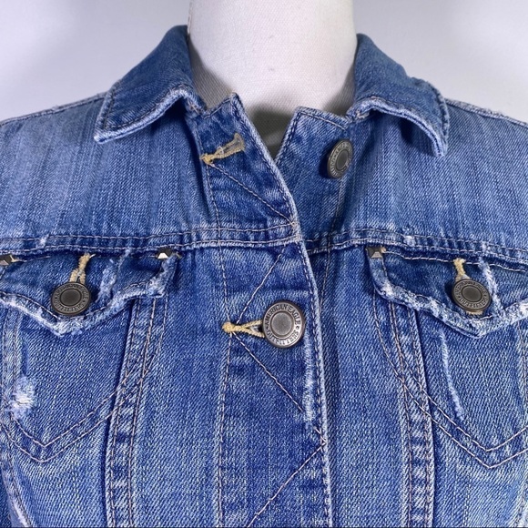 AMERICAN Eagle Studded Distressed Denim Jacket - Picture 12 of 14